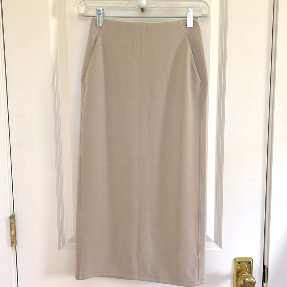 lululemon Softstreme High Rise Midi Skirt in Mojave Tan Brand New with Tags